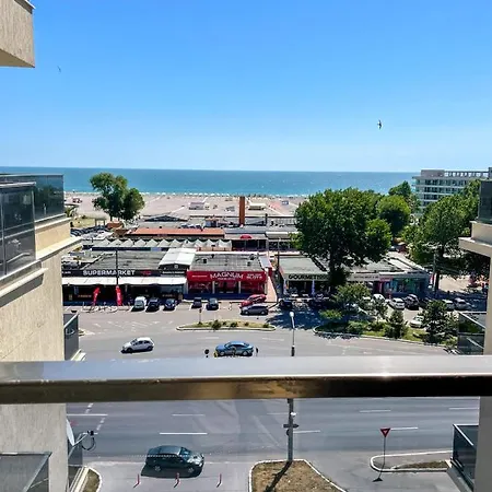 Azure Sea Mamaia
