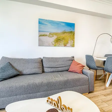 Azure Sea Apartment